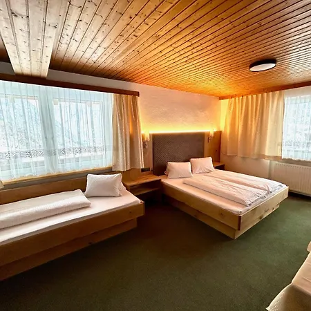 Haus Sonnegg Guest house 3*
