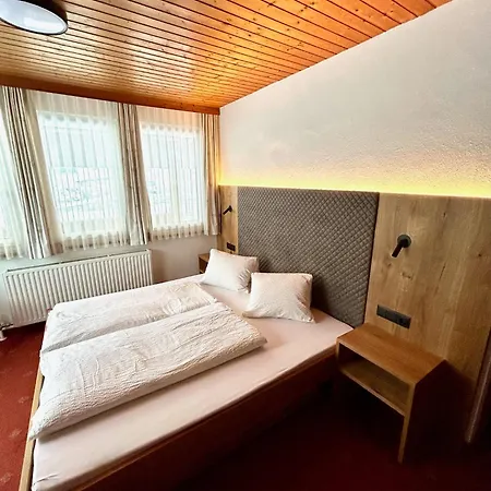 Haus Sonnegg 3*