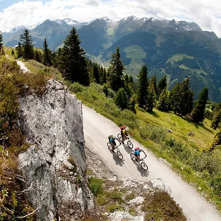 Gasthuis Haus Sonnegg 3*