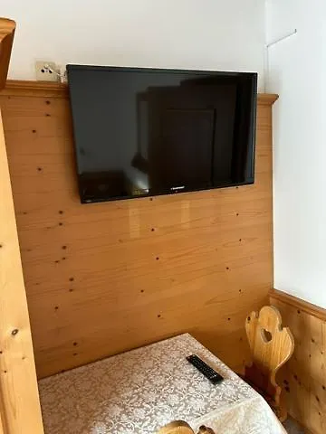 Haus Sonnegg 3* Φίνκενμπεργκ