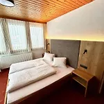 Haus Sonnegg 3*