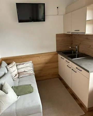Haus Sonnegg בית הארחה