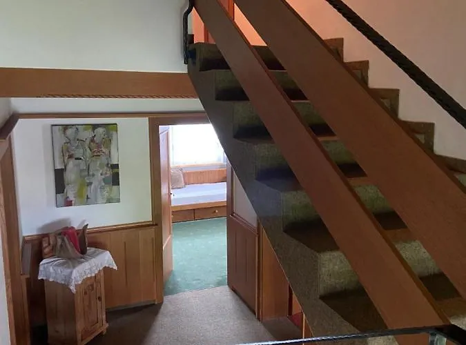 Haus Sonnegg Pensjonat 3*